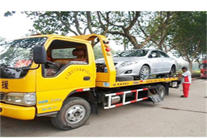 周浦镇附近24小时汽车拖车服务热线